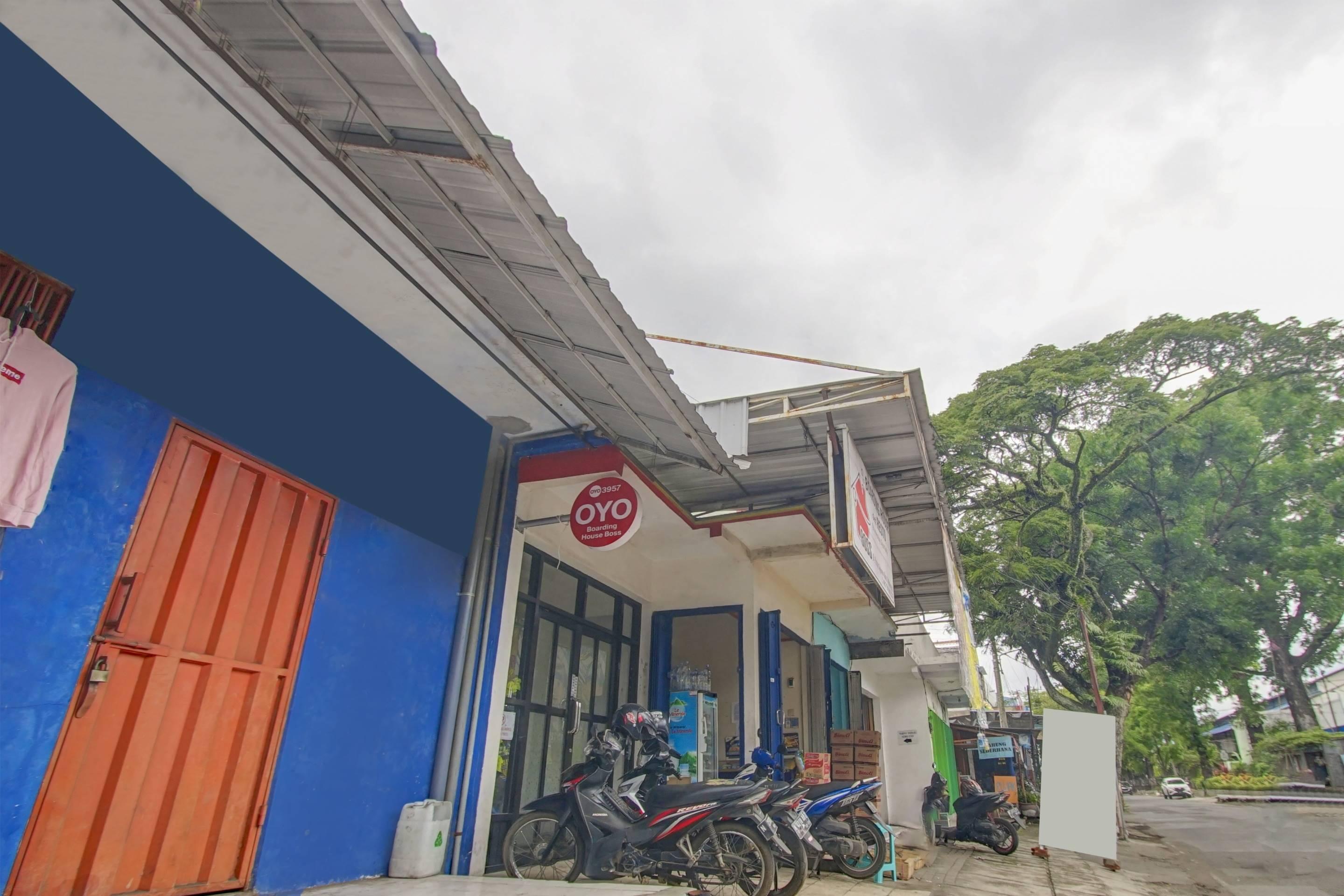 Reddoorz Near Stasiun Malang Kota Lama 2 Exterior foto